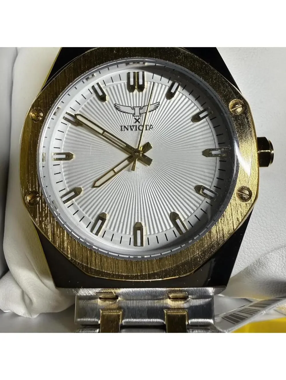 Invicta Men's 69963 Specialty Analog Quartz Two Tone Watch